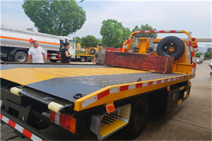 浔阳附近拖车电话号码服务